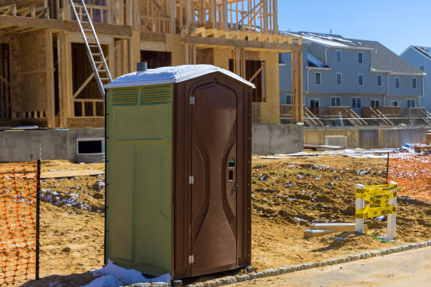 Portable bathroom rental in Castro Valley, CA